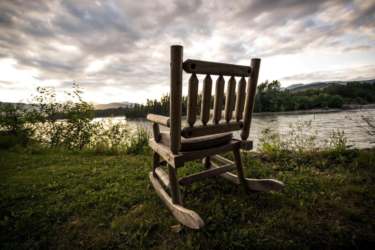 Skeena River House Bed & Breakfast เทอร์เรส ภายนอก รูปภาพ