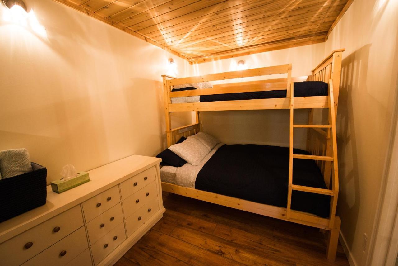 Skeena River House Bed & Breakfast เทอร์เรส ภายนอก รูปภาพ